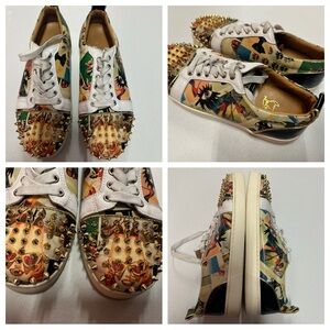 Christian Louboutin Louis Junior Spikes Orlato sneakers
Size 10 (EU 43)
No Box